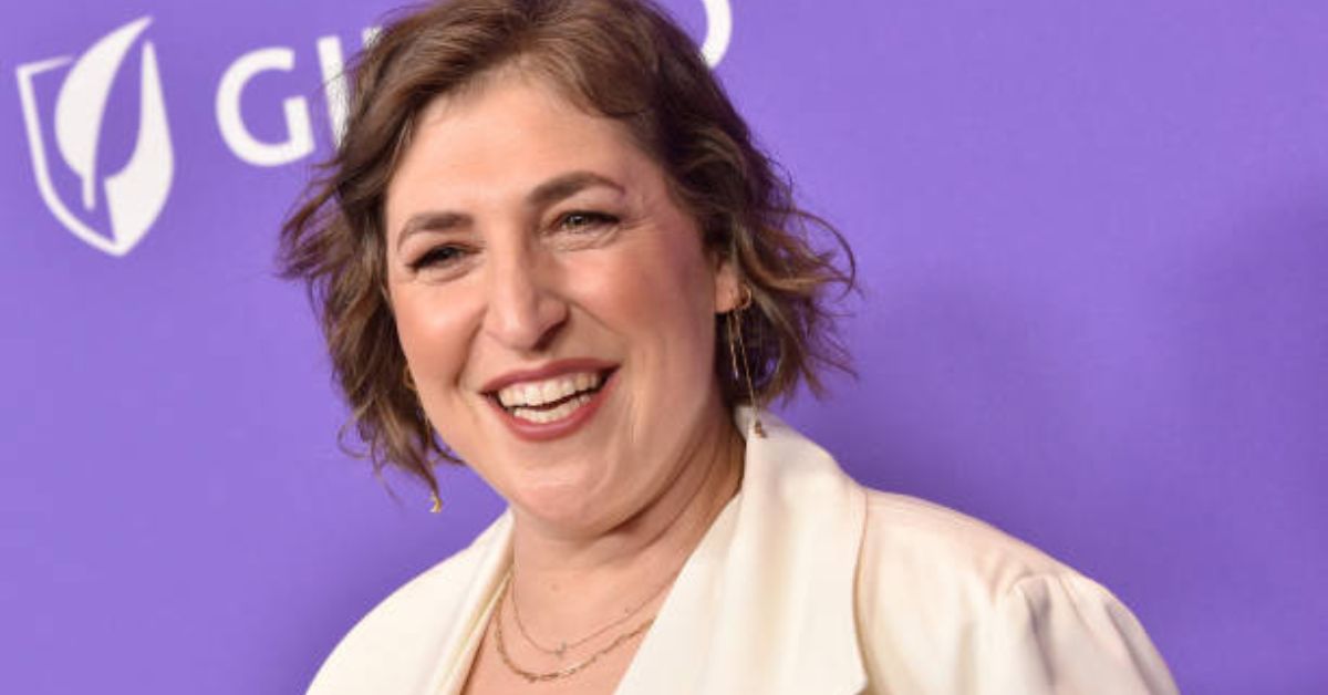 What Is Mayim Bialik Height